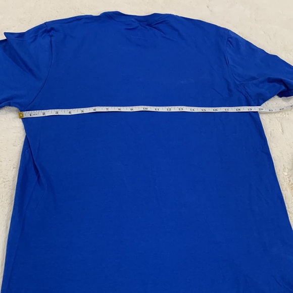 Suffolk University Rams Short Sleeve T-Shirt • Size M - Picture 4 of 5